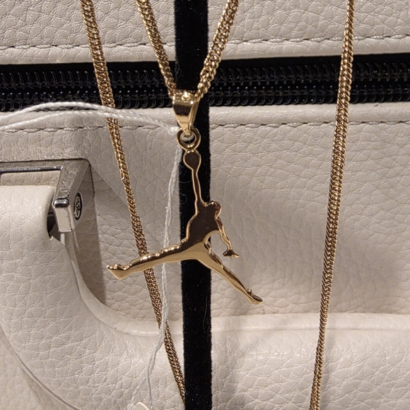 No brand Other - 🏀✨️18K Real Gold Jordan Basketball Player Pendant🏀✨️